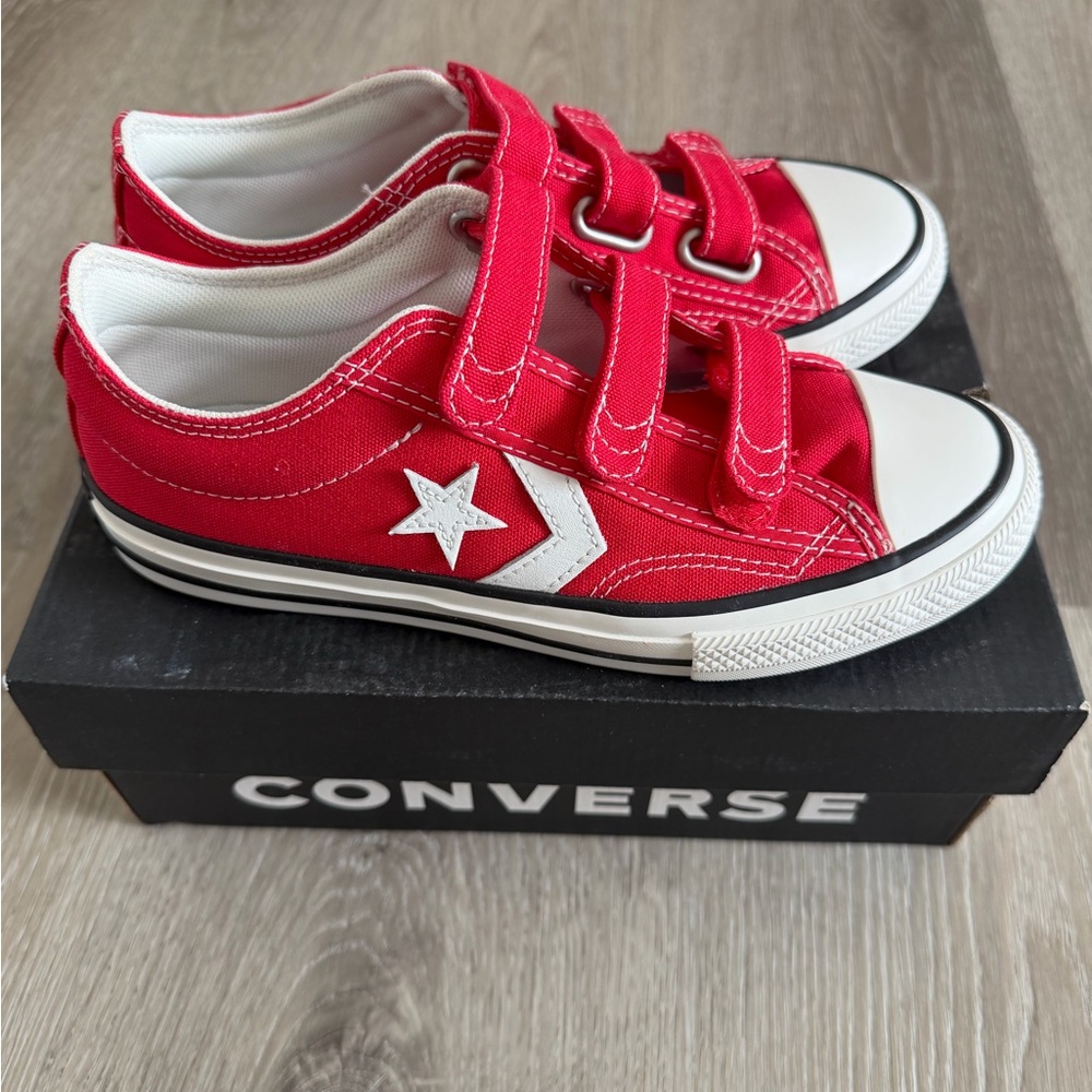 Converse Kids Red Star Player Low Top Velcro Sneakers
